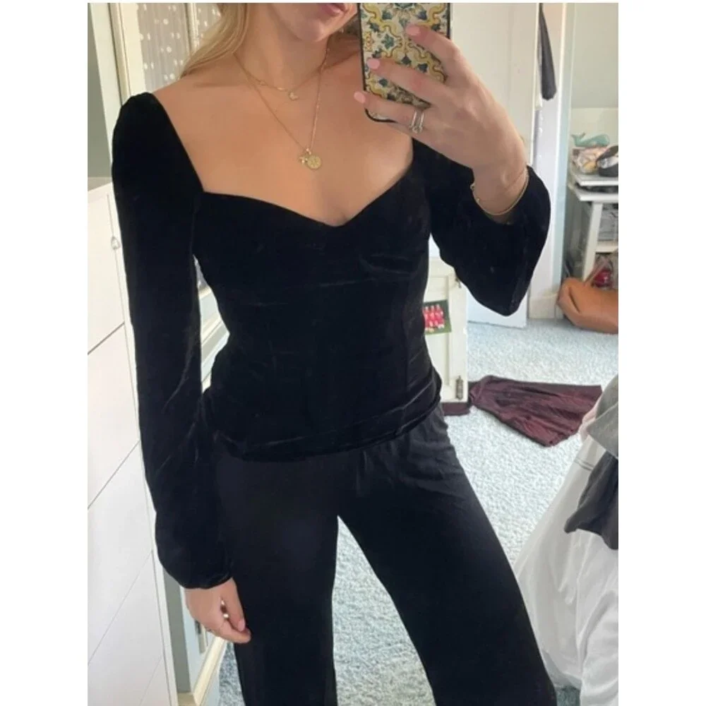 Reformation Black Velvet Monroe Sweetheart Puff Sleeve Gothic Top Size 4